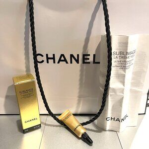 NIB Chanel Sublimage Ultimate Regeneration Eye Cream